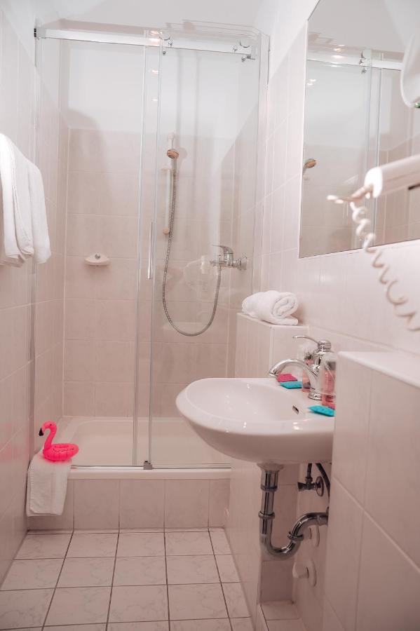 Smarthotel Flamingo Self Check-In Gießen Exteriör bild